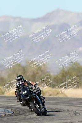 media/Dec-04-2025-Racers Edge (Thu) [[5ebc9f124d]]/3-B Group/1-Session 1 (Turn 7)/